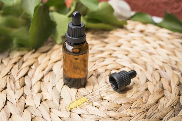 cbd-oil-g802562a07_640 cbd